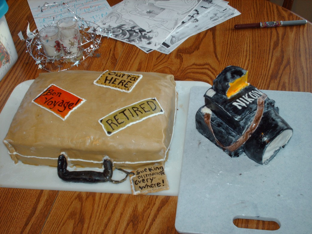 retirement cakes picture.jpg