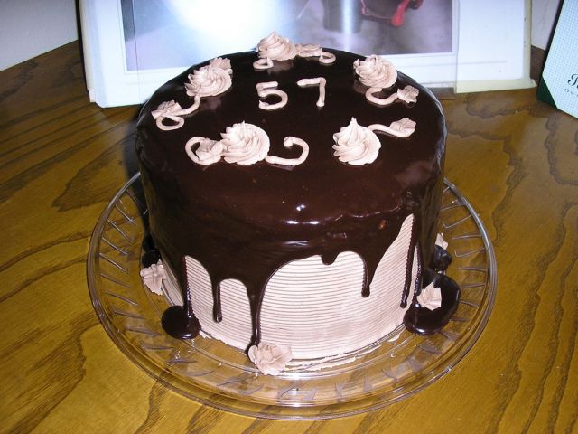 anniversary cake designs photos.jpg