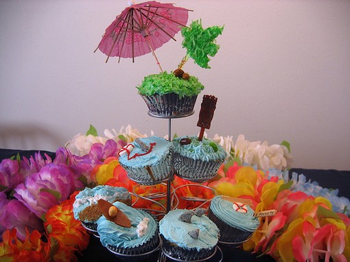 Surf's Up Cupcakes.jpg