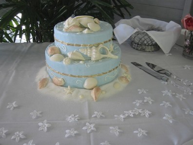 blue beach Wedding cake picture