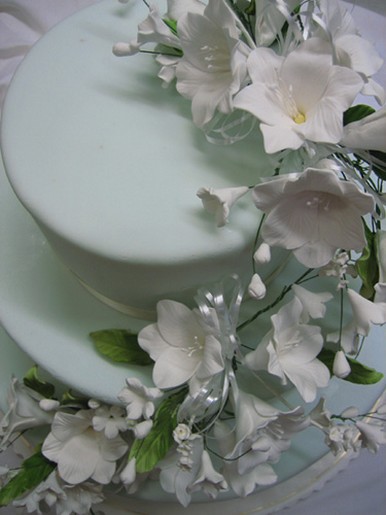 wedding cake flowers