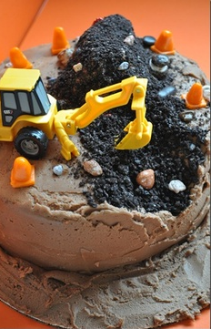 Construction birthday cakes for kids with dirt and machine.PNG