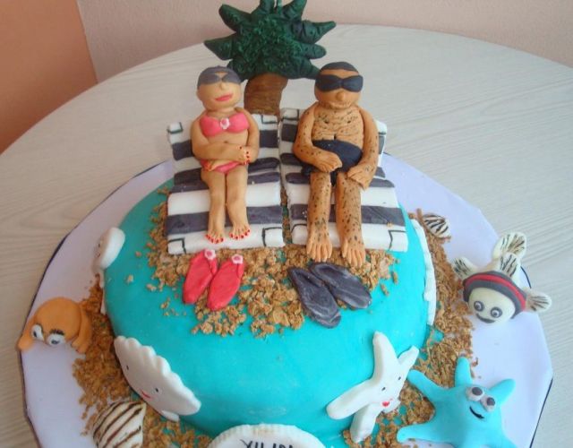 Relaxing at the beach birthday cake.JPG