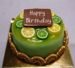 Mini green lime birthday cake.JPG