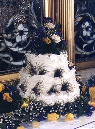 wedding cake with fresh flowers