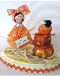 thanksgiving cake decorating.JPG