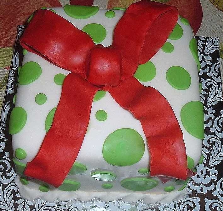 Small Christmas cake present.JPG