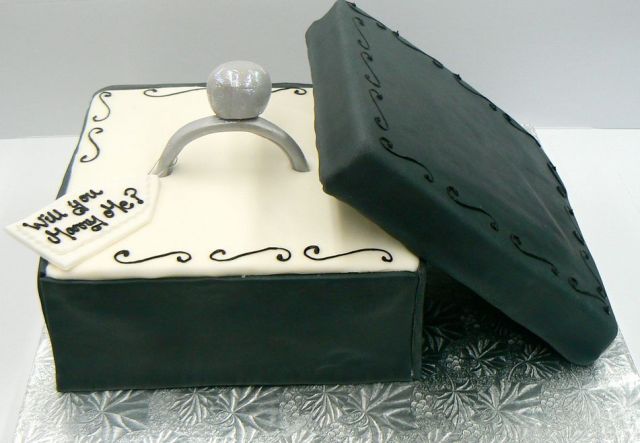 Engagment ring proposal cake.JPG