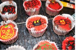 Red halloween cupcakes image.JPG