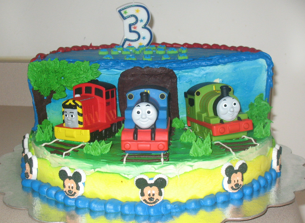 Thomas the train birthday cakes picture.PNG