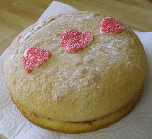 valentine cake pans.JPG