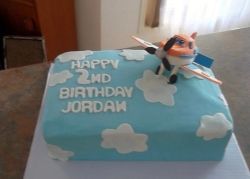 Disney Planes theme Cake with Dusty for 2 year-old Boy.JPG
