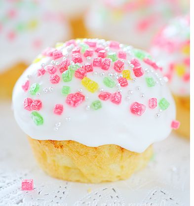 Easter cake decoration.JPG