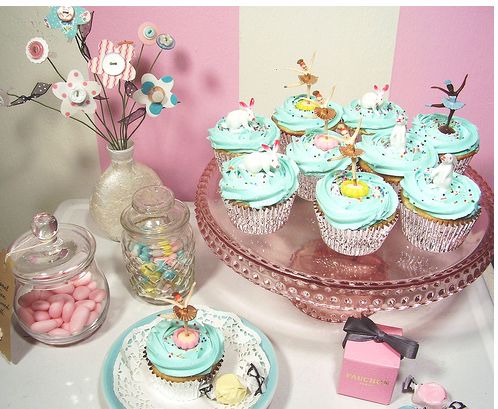 easter cakes.JPG