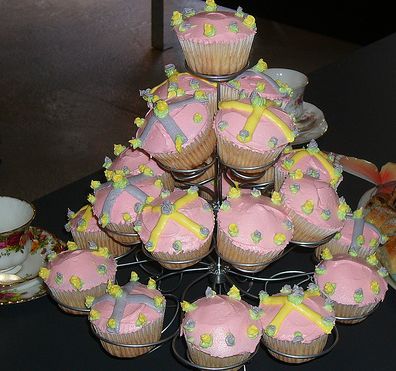 easy easter cakes.JPG