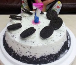 Oreo's Cookies and Cream Birthday Cake.JPG