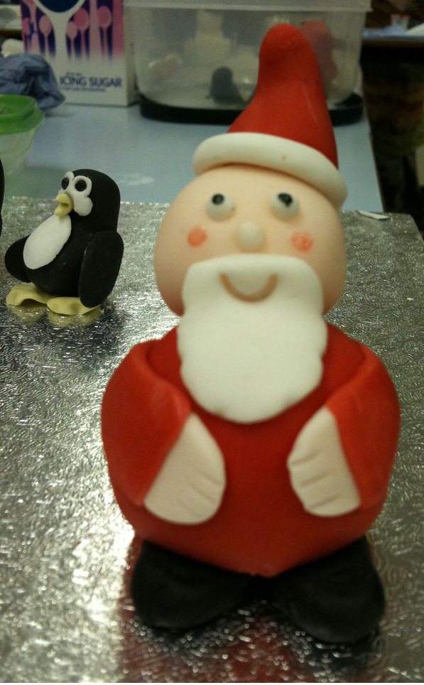 Santa Claus Chirstmas cake figure_he looks so cute.PNG