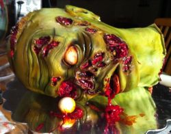 Halloween zombie cake photo with zombie head blooding.JPG