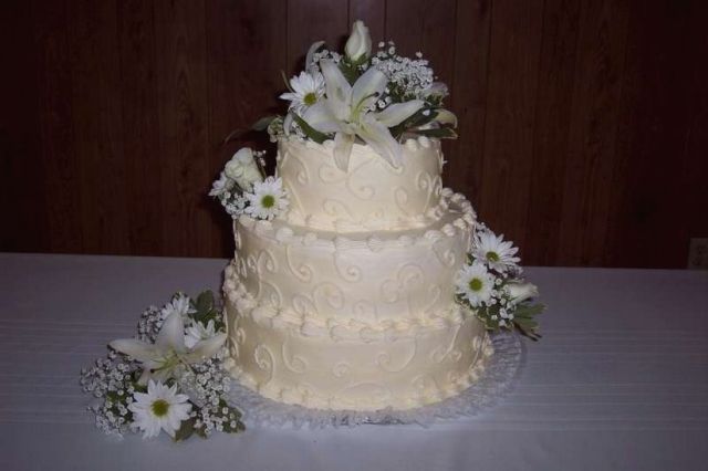 white wedding cake