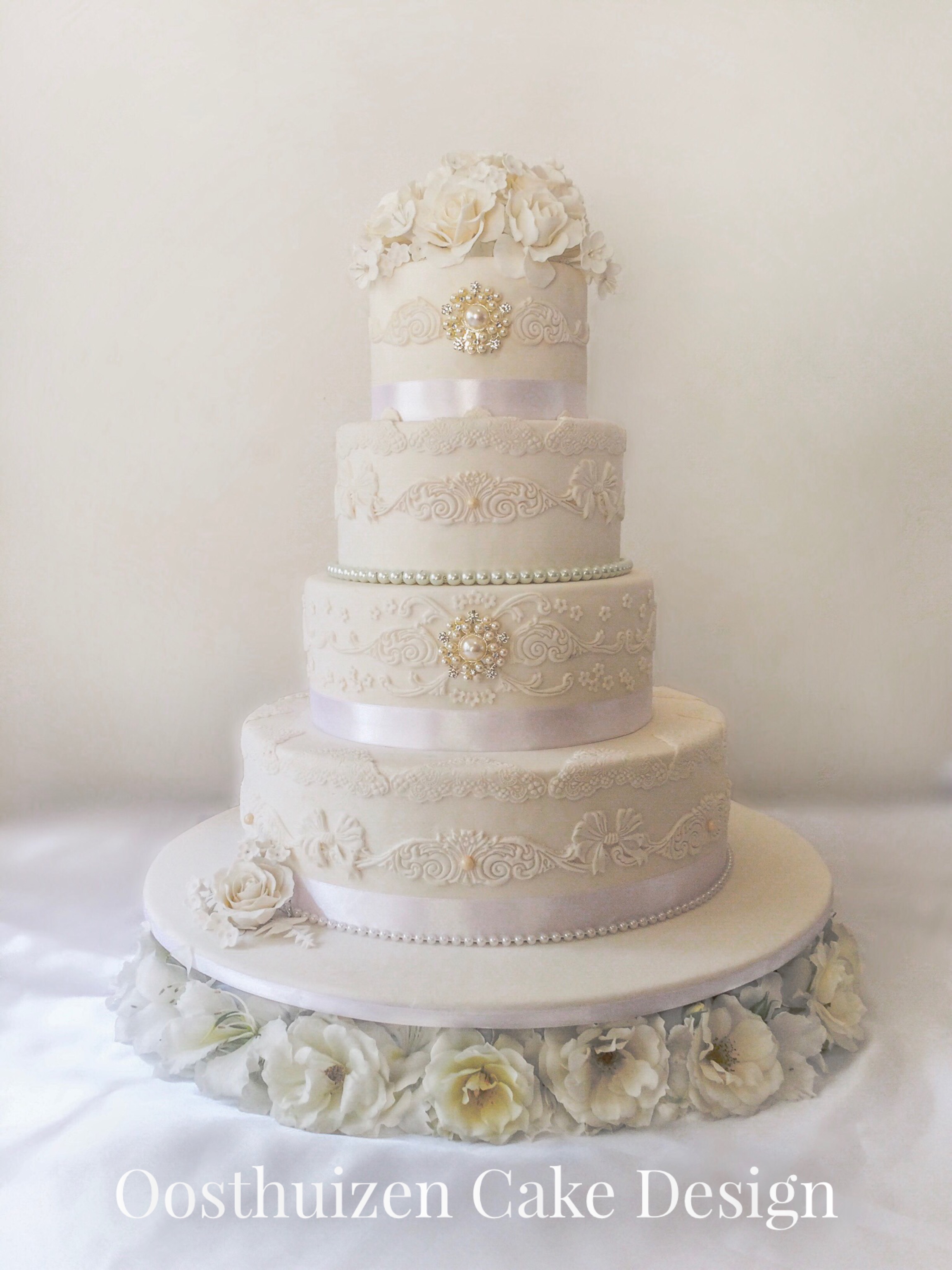 Arctic white wedding cake by Oosthuizen Cake Design