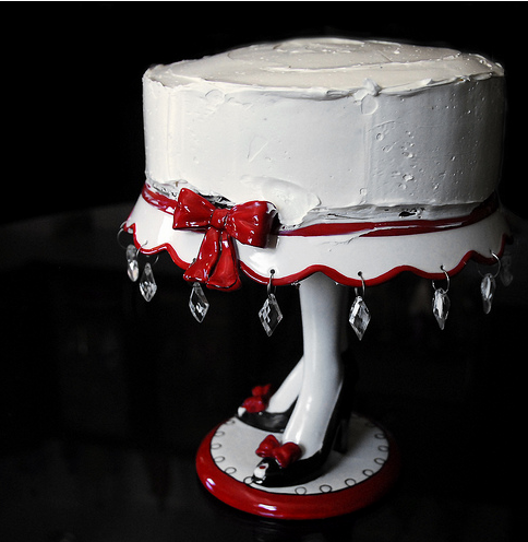 Funky mother's day cake.PNG