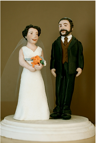 Picture of bride and groom wedding cake topper.PNG