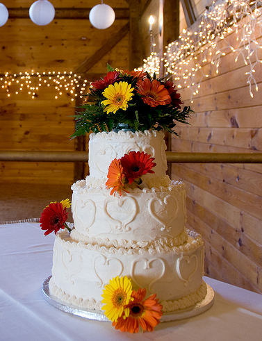 Picture of floral wedding cake topper.PNG