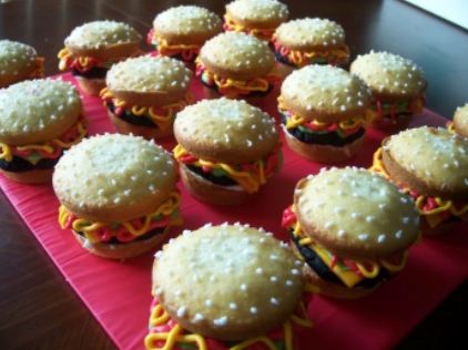Hamburger cupcakes.JPG