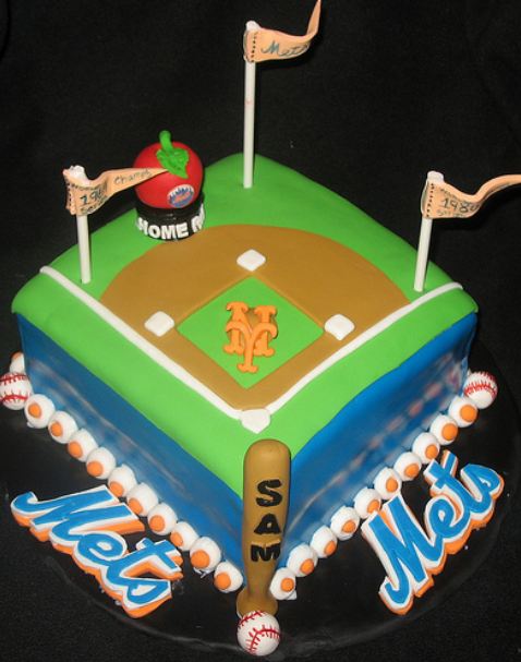 New York Mets baseball field cake.JPG