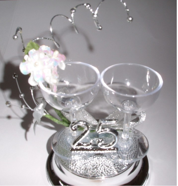 25th wedding anniversary cake topper with wine glasses.PNG