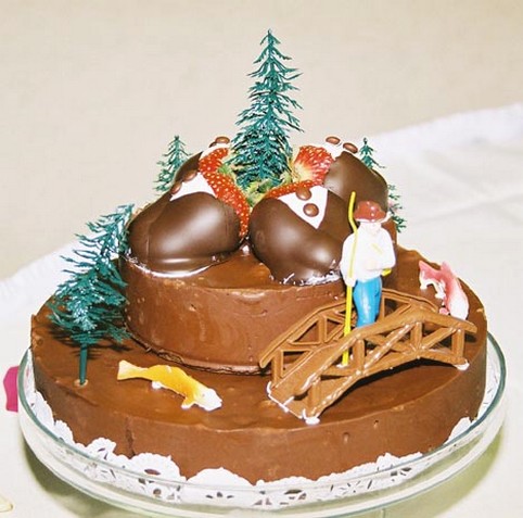 nature Grooms cake.jpg