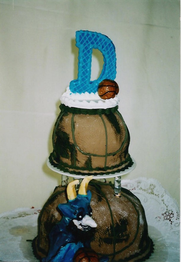 joker Grooms Cake.jpg