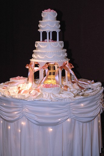 wedding cake photo