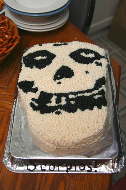skull birthday cake photo.jpg