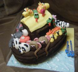 Noah's Ark theme cake.JPG