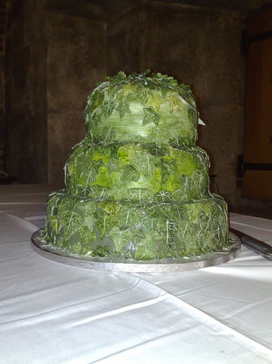 very green cake