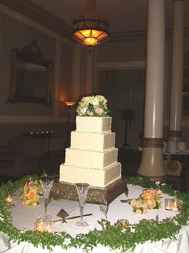wedding cake in square