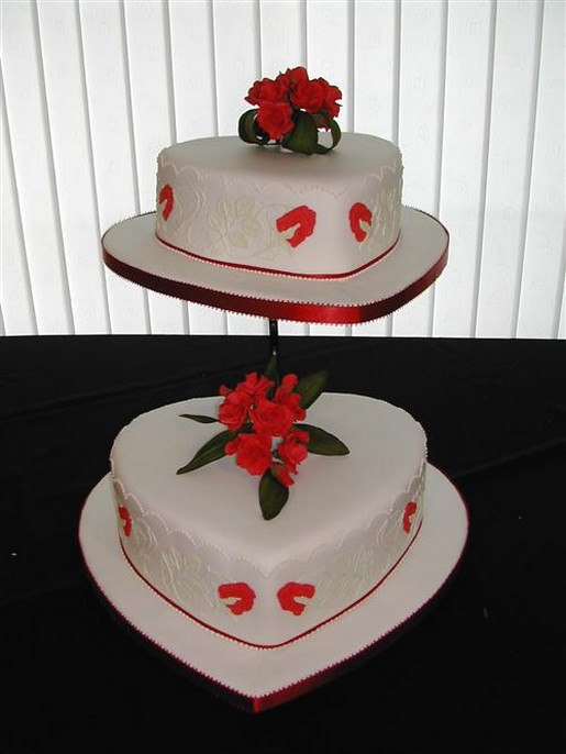 heart wedding cake