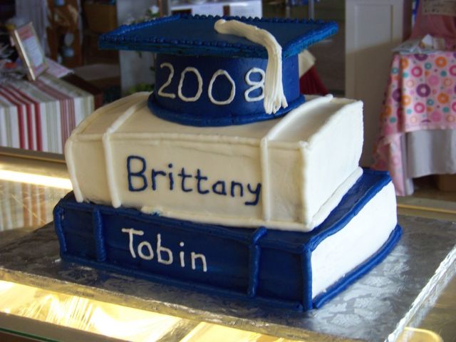 books graduation cake.jpg