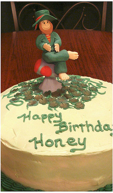 This is how to make a leprechaun cake_very cool.PNG