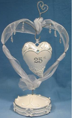 Heart cake topper for 25 anniversary.PNG