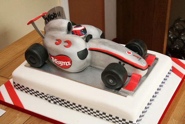 Silver Formula 1 white cake.JPG