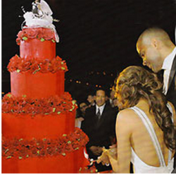 Tony Parker and Eva Longoria wedding cake in red with red roses.PNG