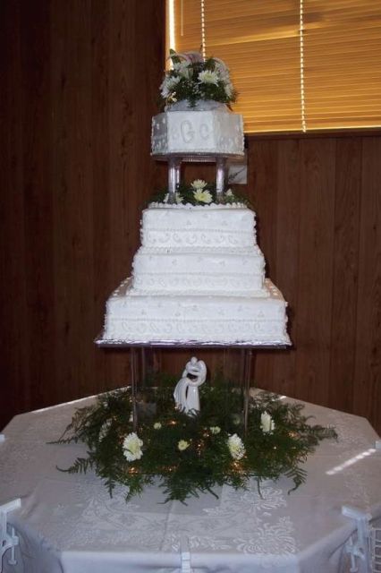 white square wedding cakes