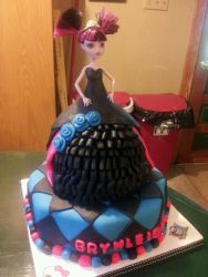 Monster High princess Draculaura cake