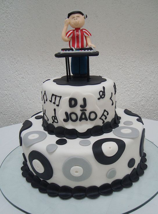 2 tier DJ cake.JPG
