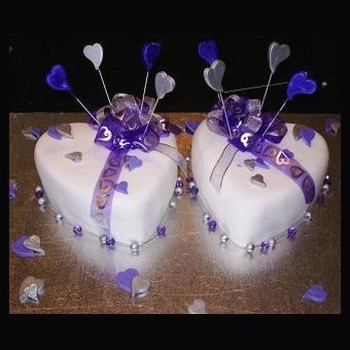 two love hearts cakes