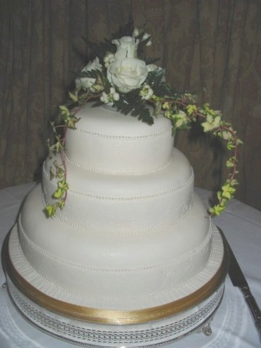white wedding cake photo