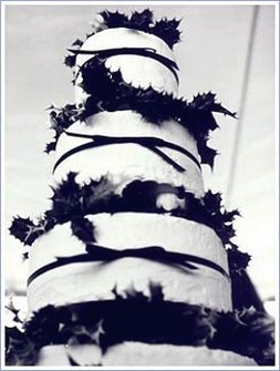 wedding cakes image with dramatic cake decor