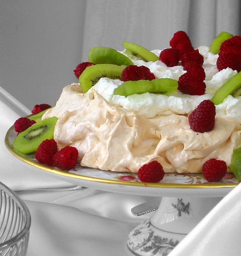 Strawberries  and kewii cake.jpg
